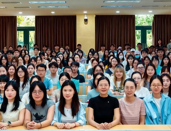 新生報(bào)到管理系統(tǒng)